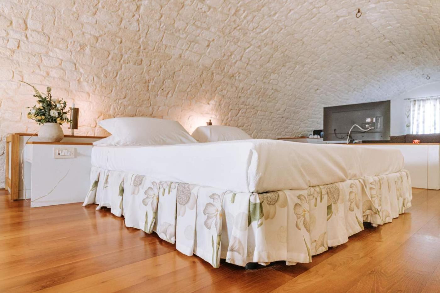 Отель Santa Rosa Relais Ночи Экстерьер фото
